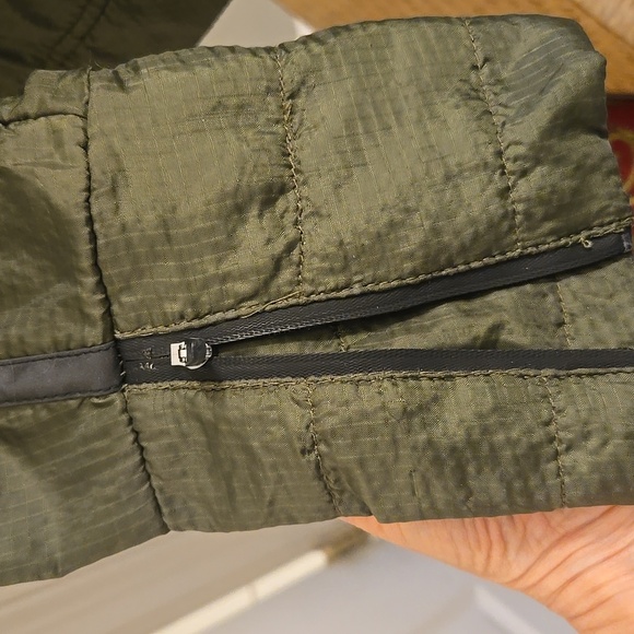 Hurley Dark Green Quilted Nylon Jacket - Picture 2 of 4